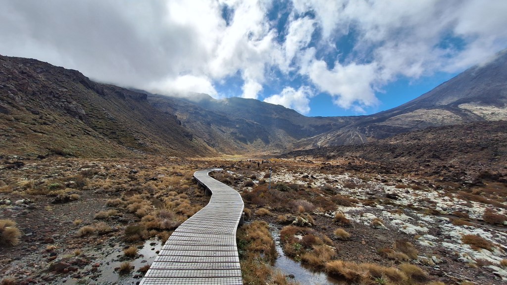 Scorched Earth: Across the&nbsp;Tongariro